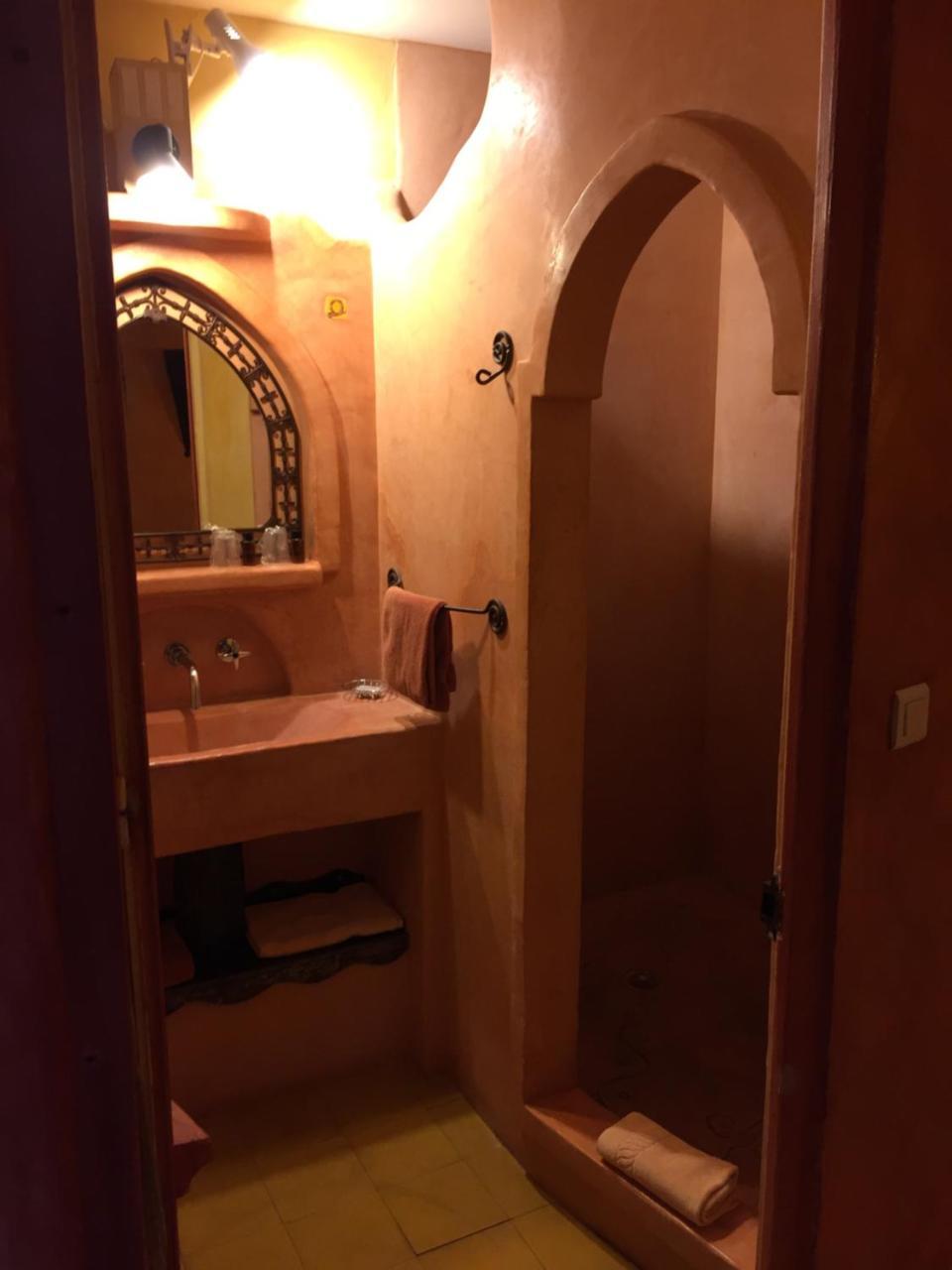 Hotel L'Astrolabe Oloron-Sainte-Marie Zewnętrze zdjęcie